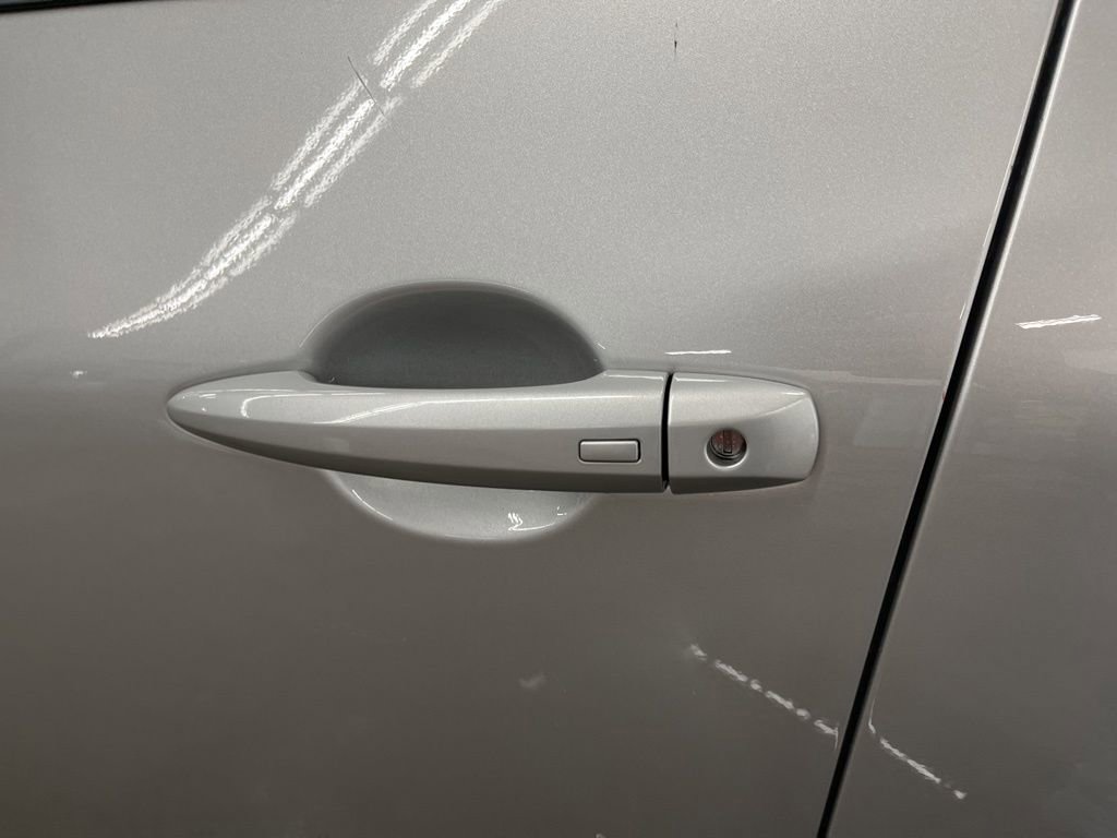 Certified 2023 Nissan Rogue SV w/ SV Premium B Package AWD/4WD image 13