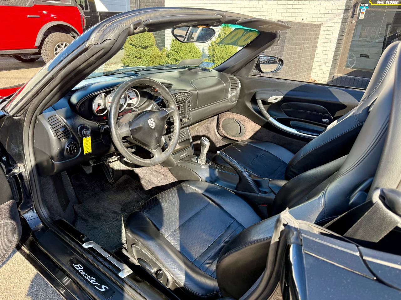 Used 2000 Porsche Boxster S RWD image 15