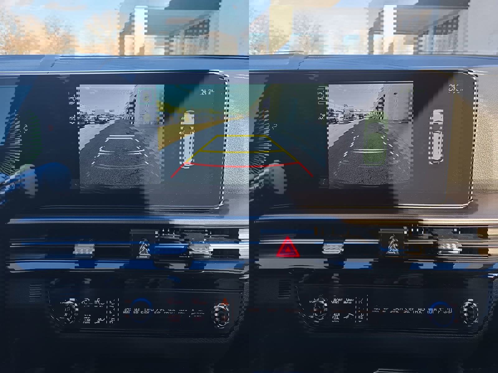 New 2026 Kia Sportage EX image 26