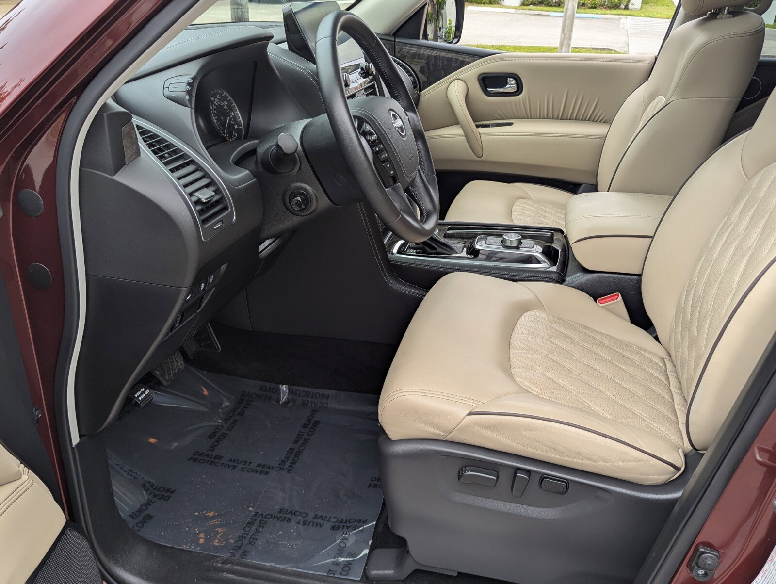 Used 2024 Nissan Armada Platinum w/ Cargo Package AWD/4WD image 11