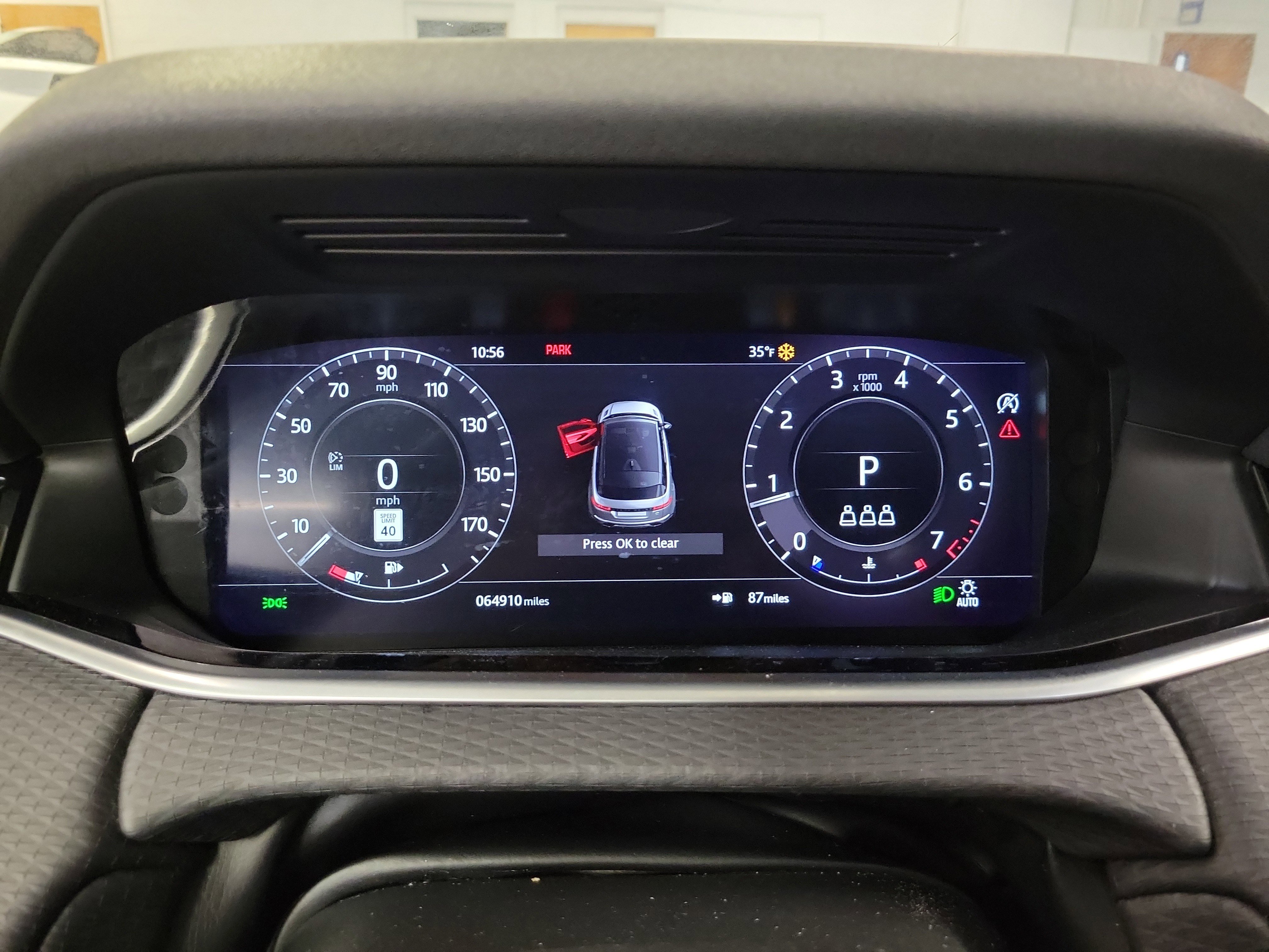 Used 2020 Land Rover Range Rover Evoque S image 23