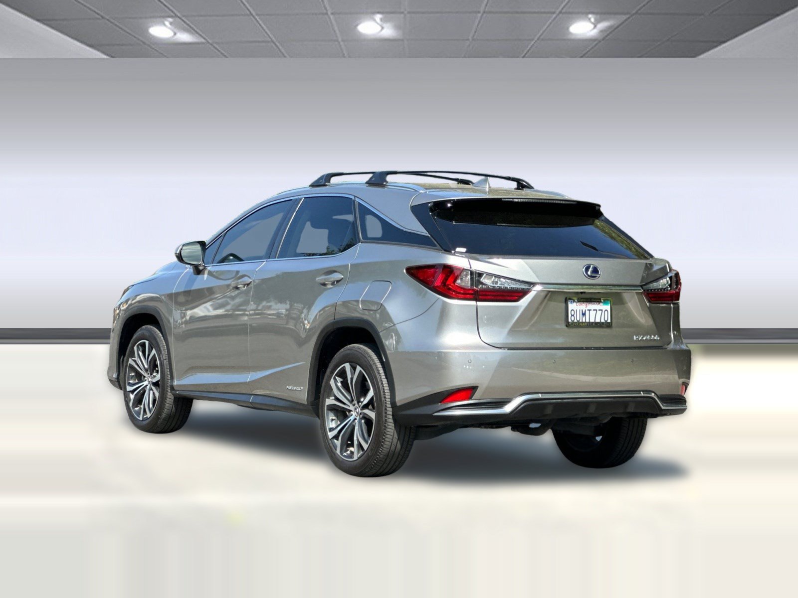 Certified 2022 Lexus RX 450h AWD w/ Premium Package image 3