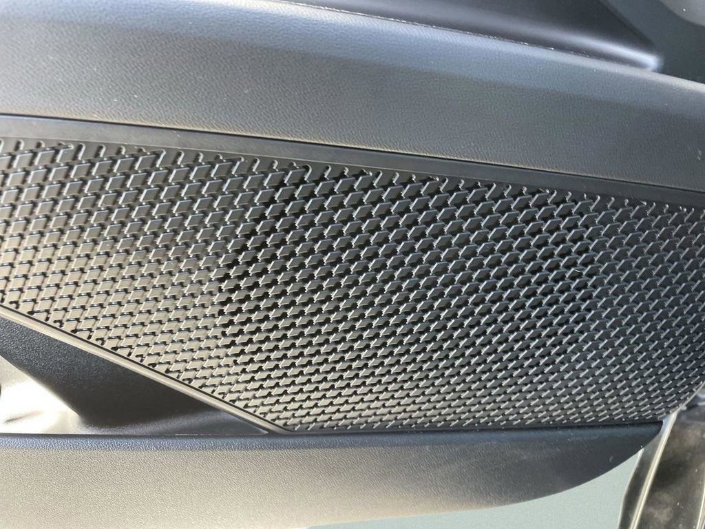 Certified 2024 Hyundai Elantra SE FWD image 21