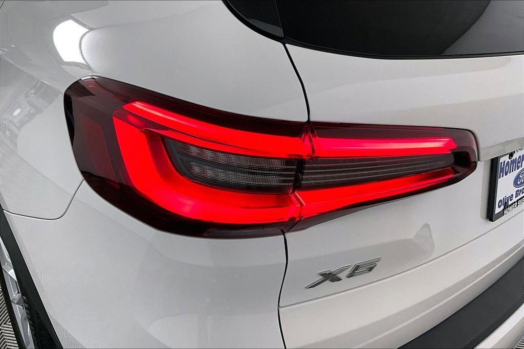 Used 2023 BMW X5 xDrive40i w/ Premium Package image 29