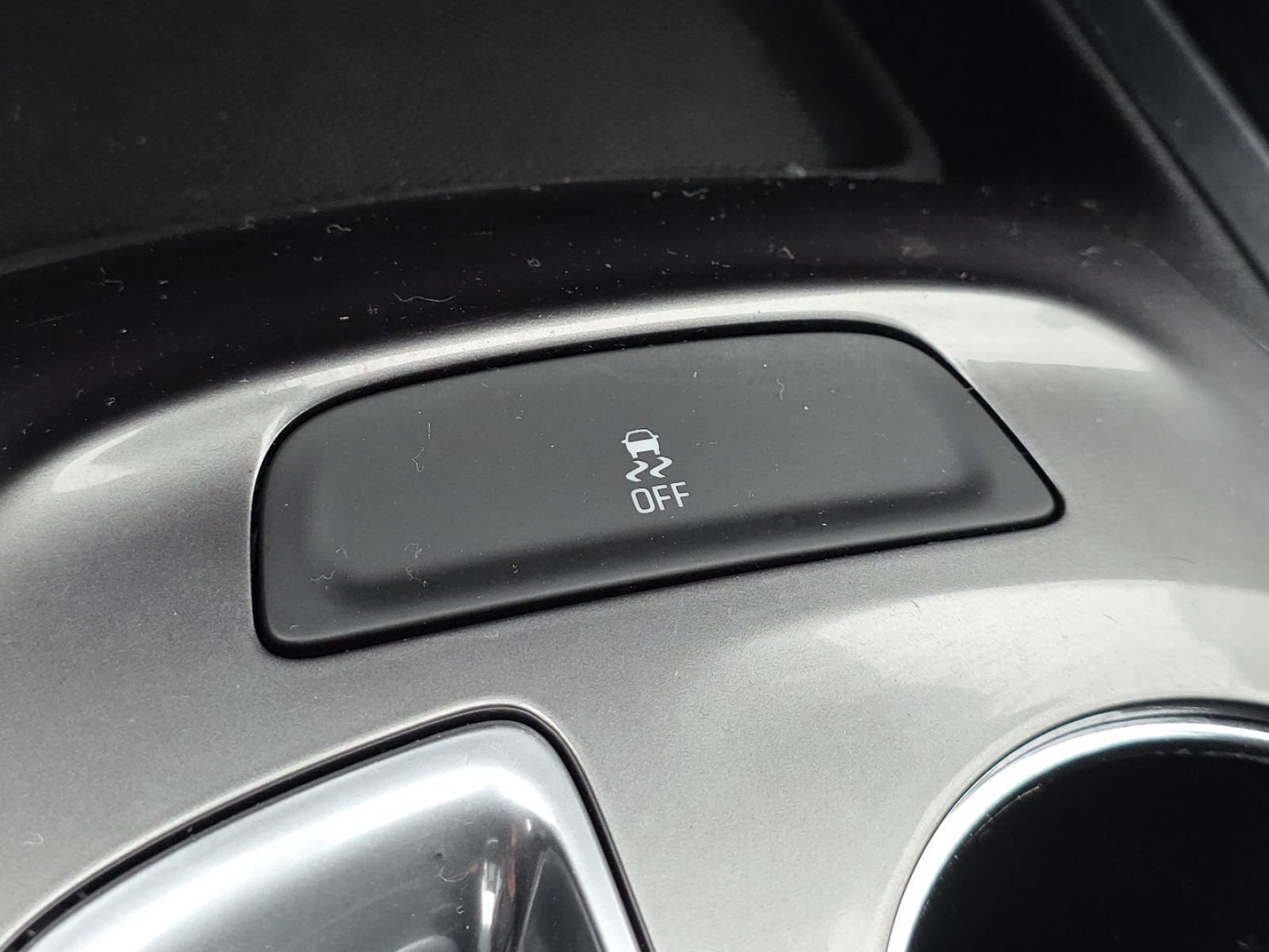 Used 2016 Chevrolet Malibu LT image 8