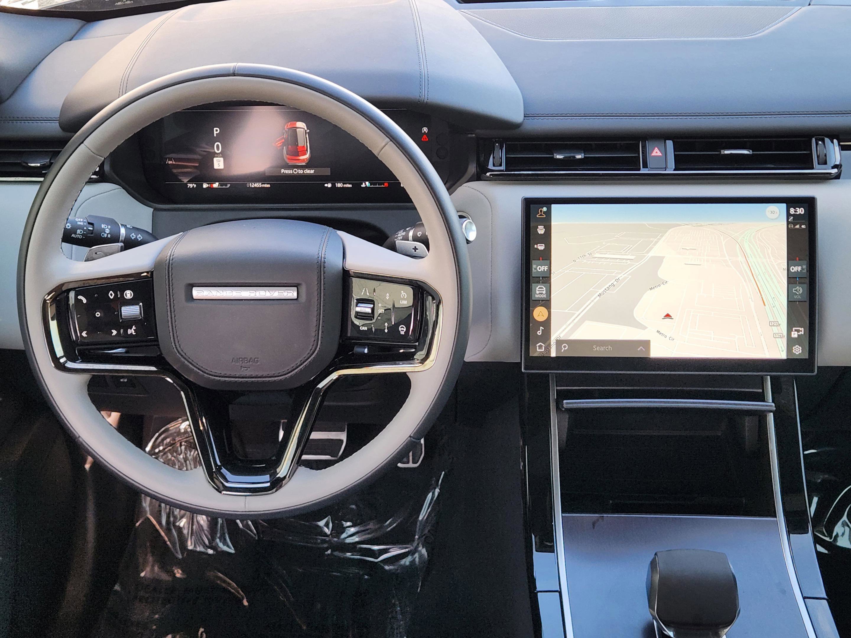 Certified 2026 Land Rover Range Rover Velar Dynamic SE AWD/4WD image 24
