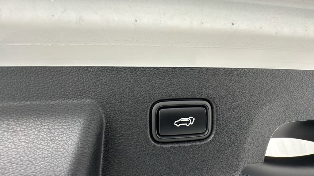 Used 2026 Kia Sportage EX image 16