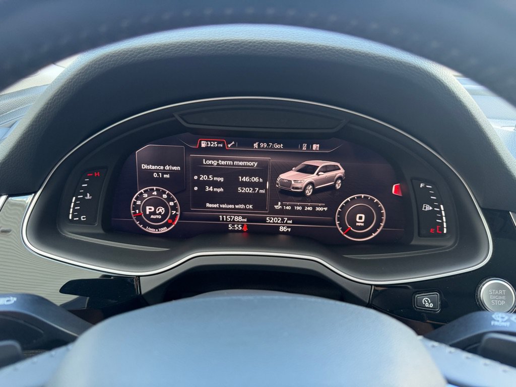Used 2018 Audi Q7 3.0T Premium Plus w/ Premium Plus Package AWD/4WD image 17