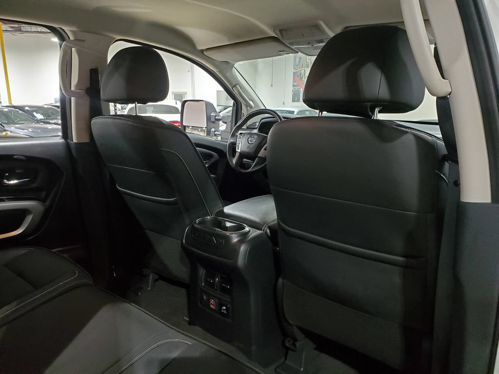 Used 2019 Nissan Titan PRO-4X AWD/4WD image 20