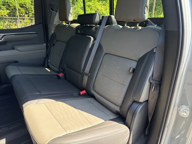 Used 2024 Chevrolet Silverado 1500 ZR2 w/ Technology Package image 28