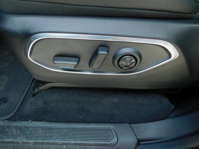 New 2026 Jeep Grand Wagoneer L Limited AWD/4WD image 9