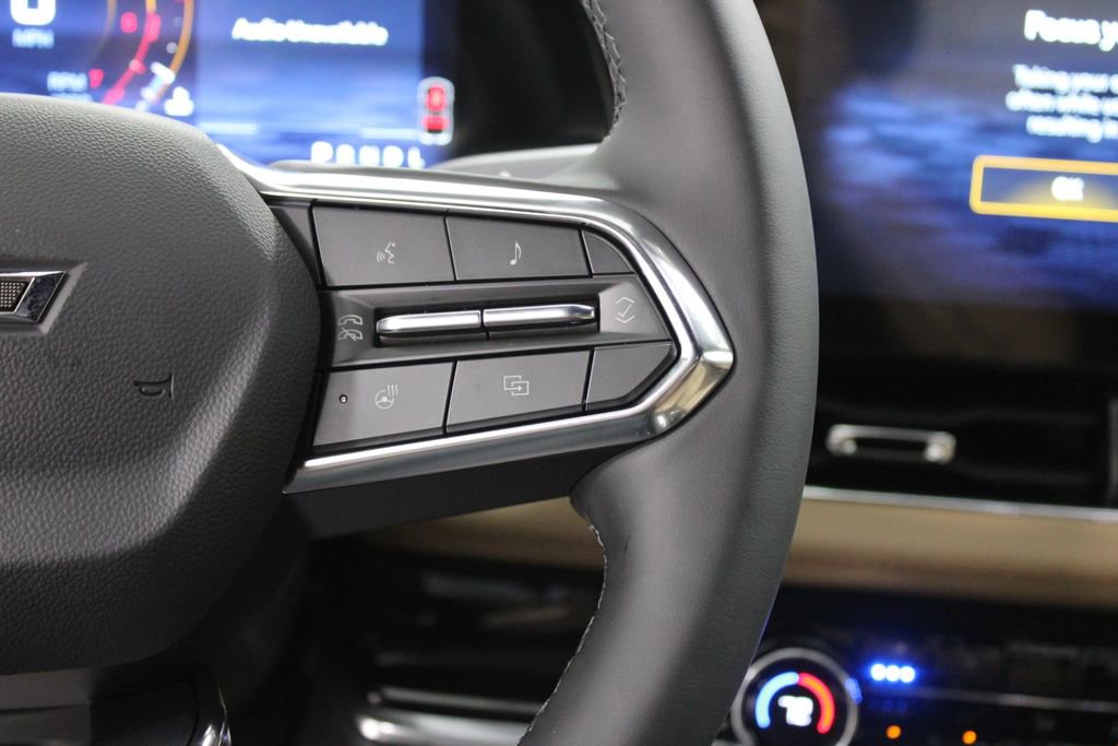 New 2026 Chevrolet Equinox ACTIV w/ Convenience Package III image 32