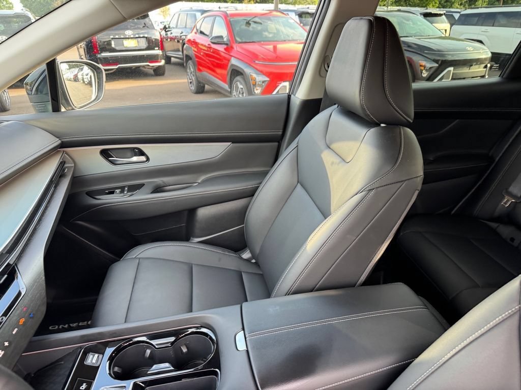 Used 2025 Nissan Murano SL AWD/4WD image 10