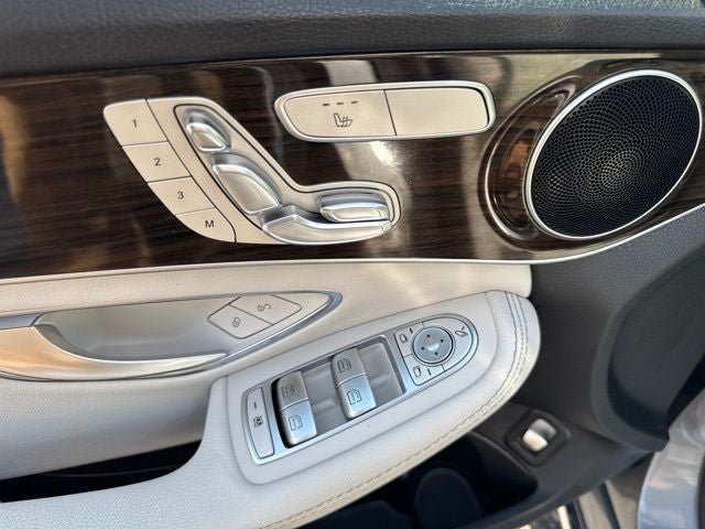 Used 2017 Mercedes-Benz C 300 4MATIC Sedan image 9