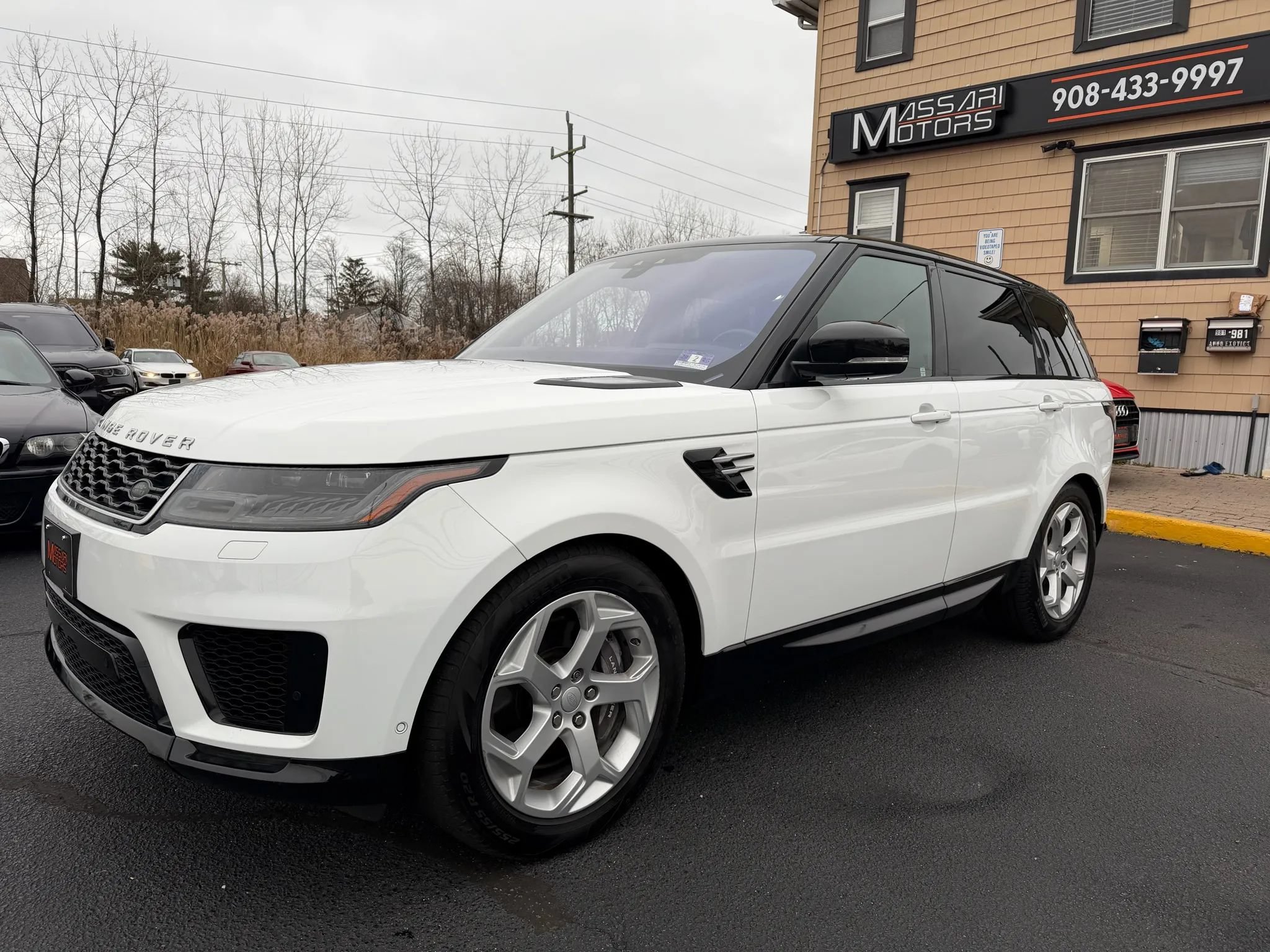 Used 2018 Land Rover Range Rover Sport Supercharged AWD/4WD image 2
