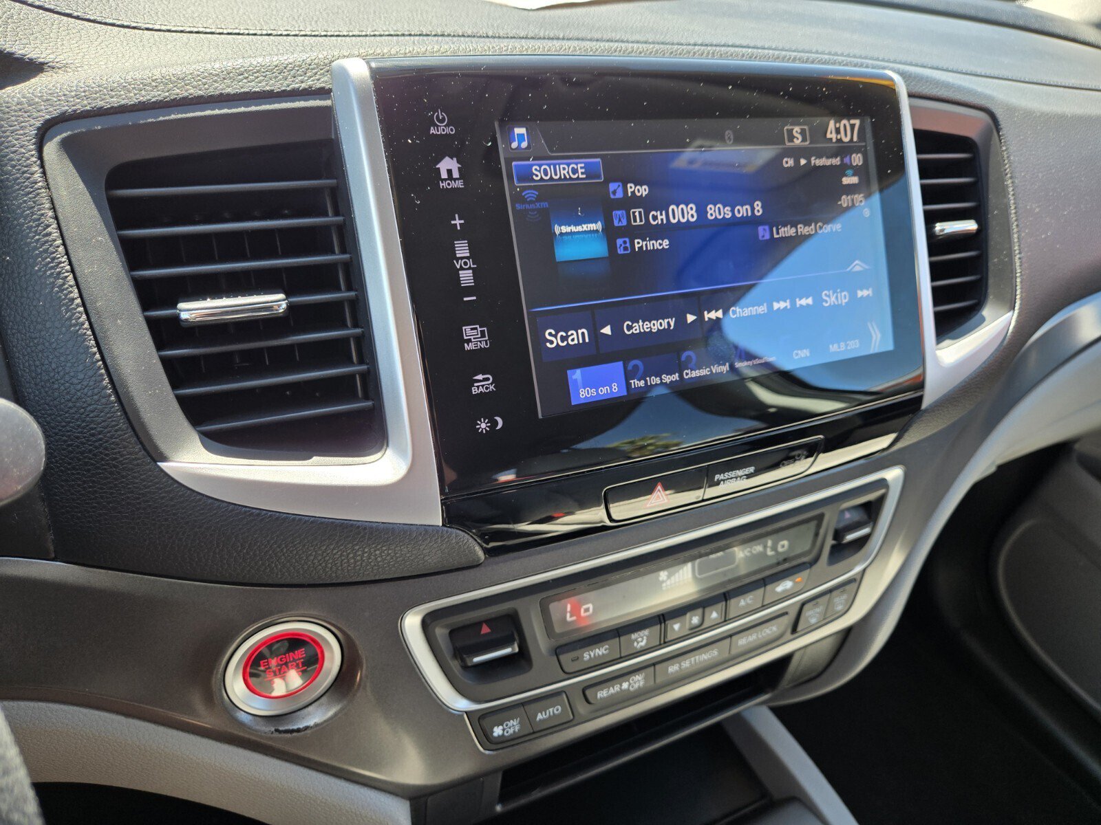 Used 2018 Honda Pilot EX image 18