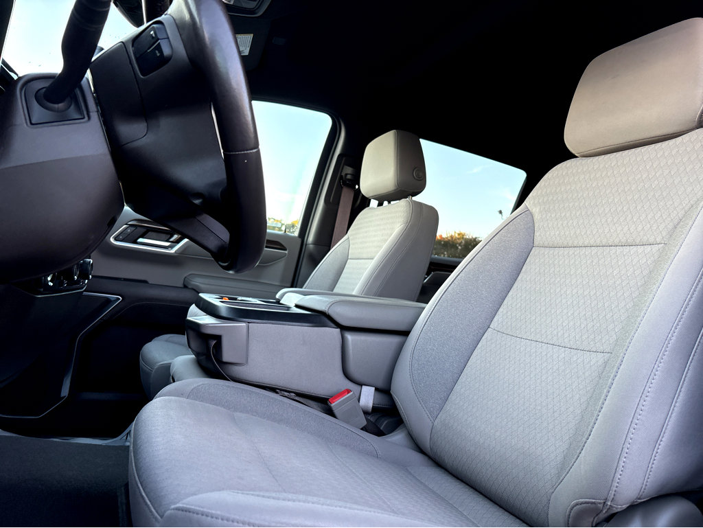 Used 2022 Chevrolet Silverado 1500 LT w/ Protection Package image 18