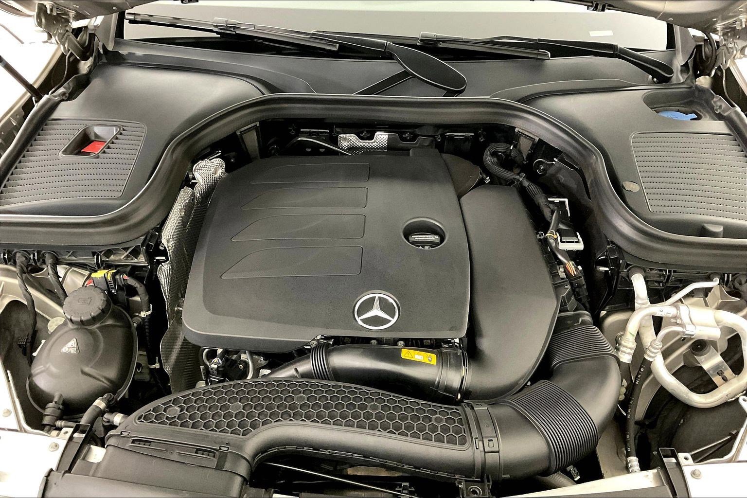 Used 2021 Mercedes-Benz GLC 300 4MATIC image 30