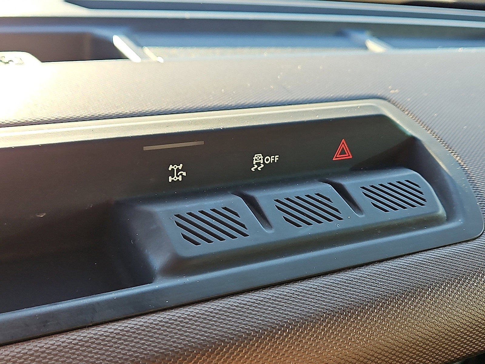 Used 2023 Ford Bronco Outer Banks image 17