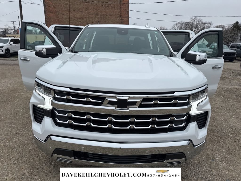 Used 2022 Chevrolet Silverado 1500 LTZ w/ LTZ Premium Package AWD/4WD image 37