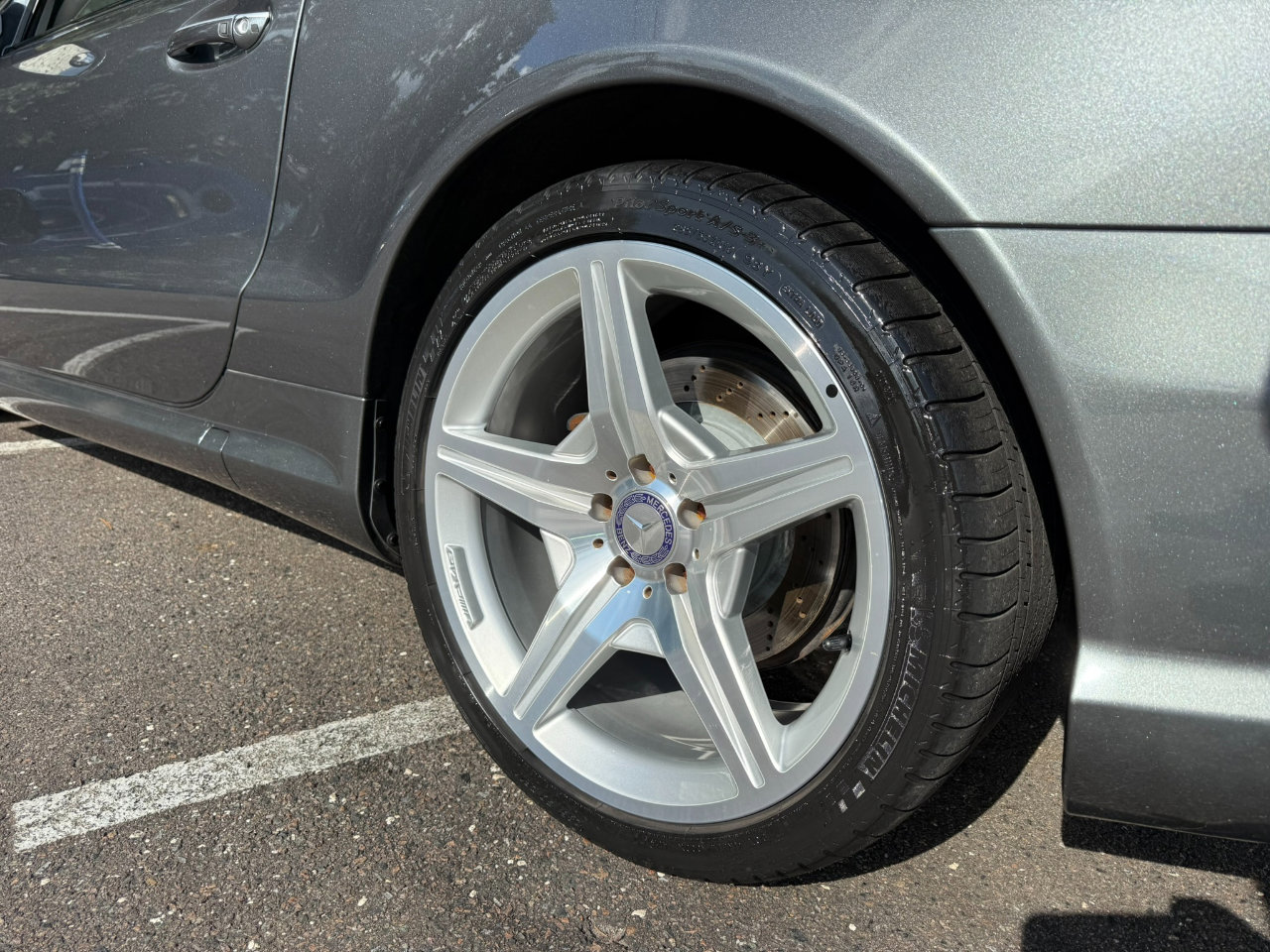 Used 2012 Mercedes-Benz SL 550 image 7