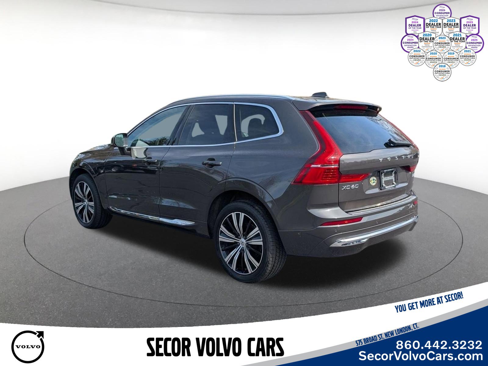 Certified 2023 Volvo XC60 B5 Plus w/ Climate Package AWD/4WD image 5