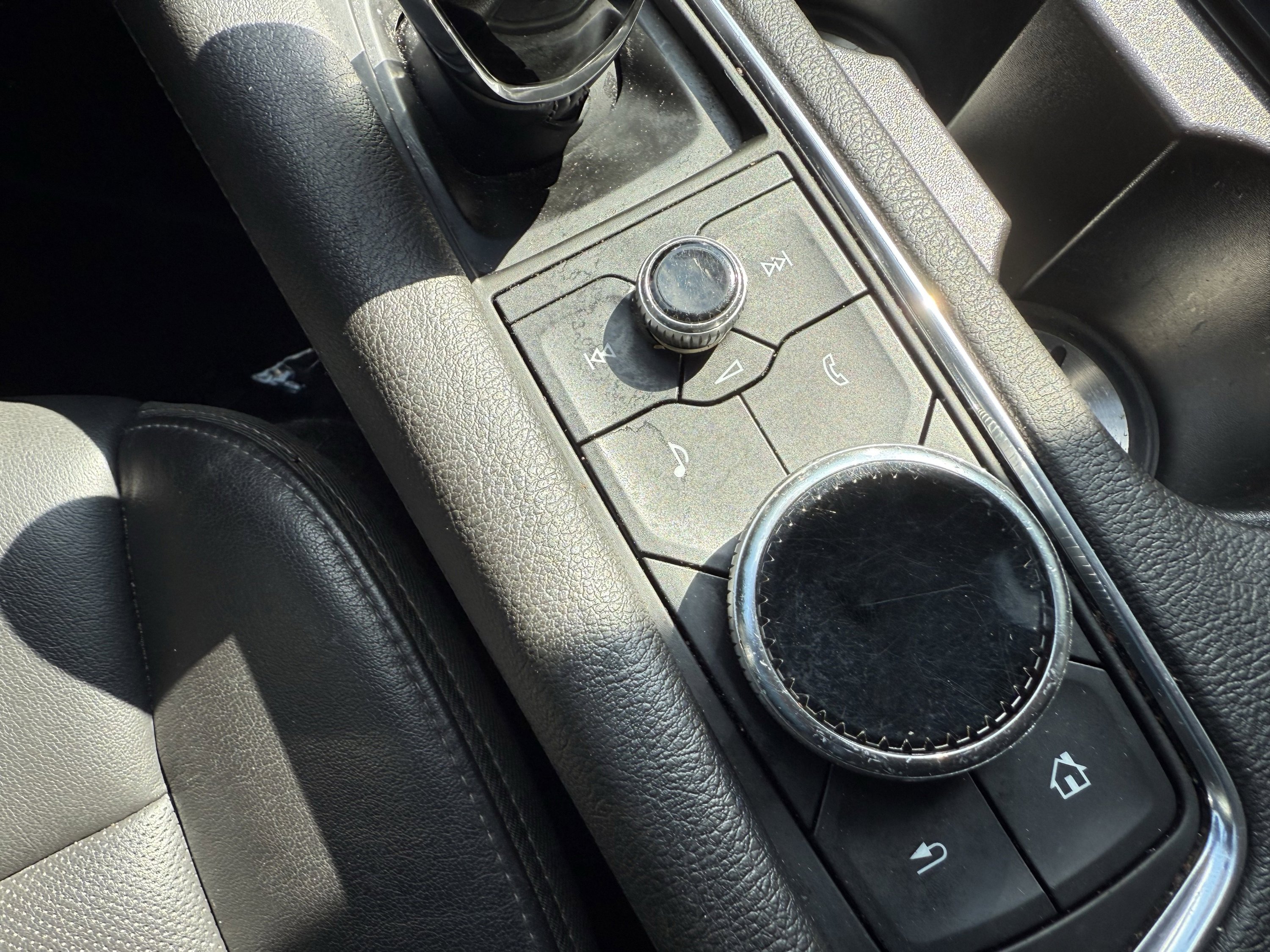 Used 2020 Cadillac XT6 Premium Luxury image 78