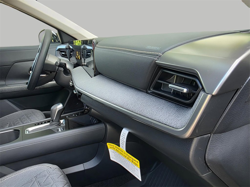 New 2026 Nissan Kicks SV image 11