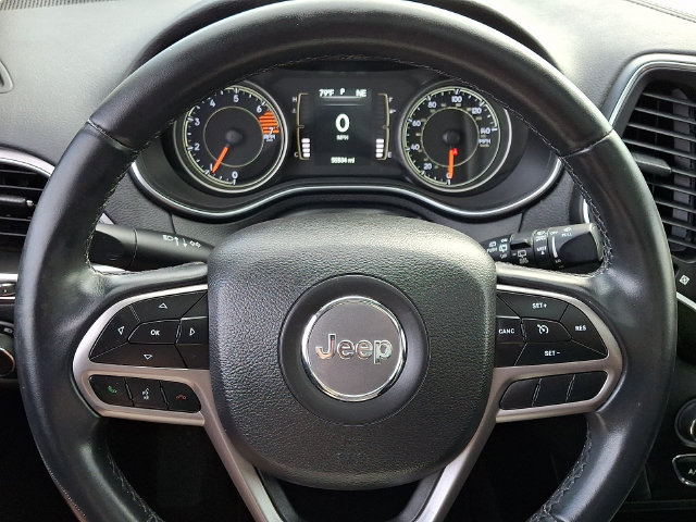 Used 2019 Jeep Cherokee Latitude Plus w/ Comfort/Convenience Group AWD/4WD image 19