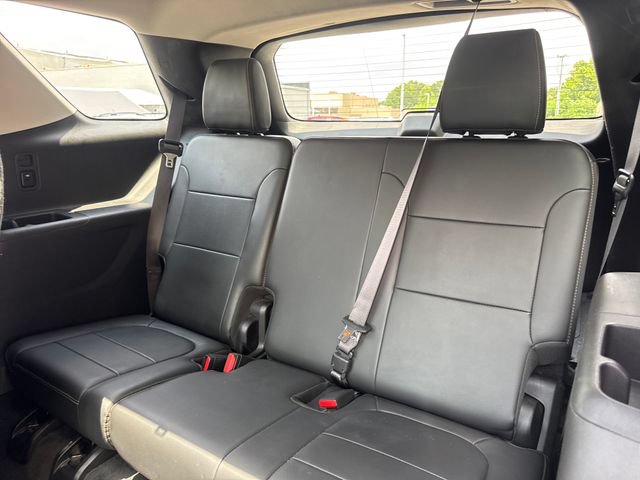 Used 2019 Chevrolet Traverse Premier w/ Redline Edition AWD/4WD image 12