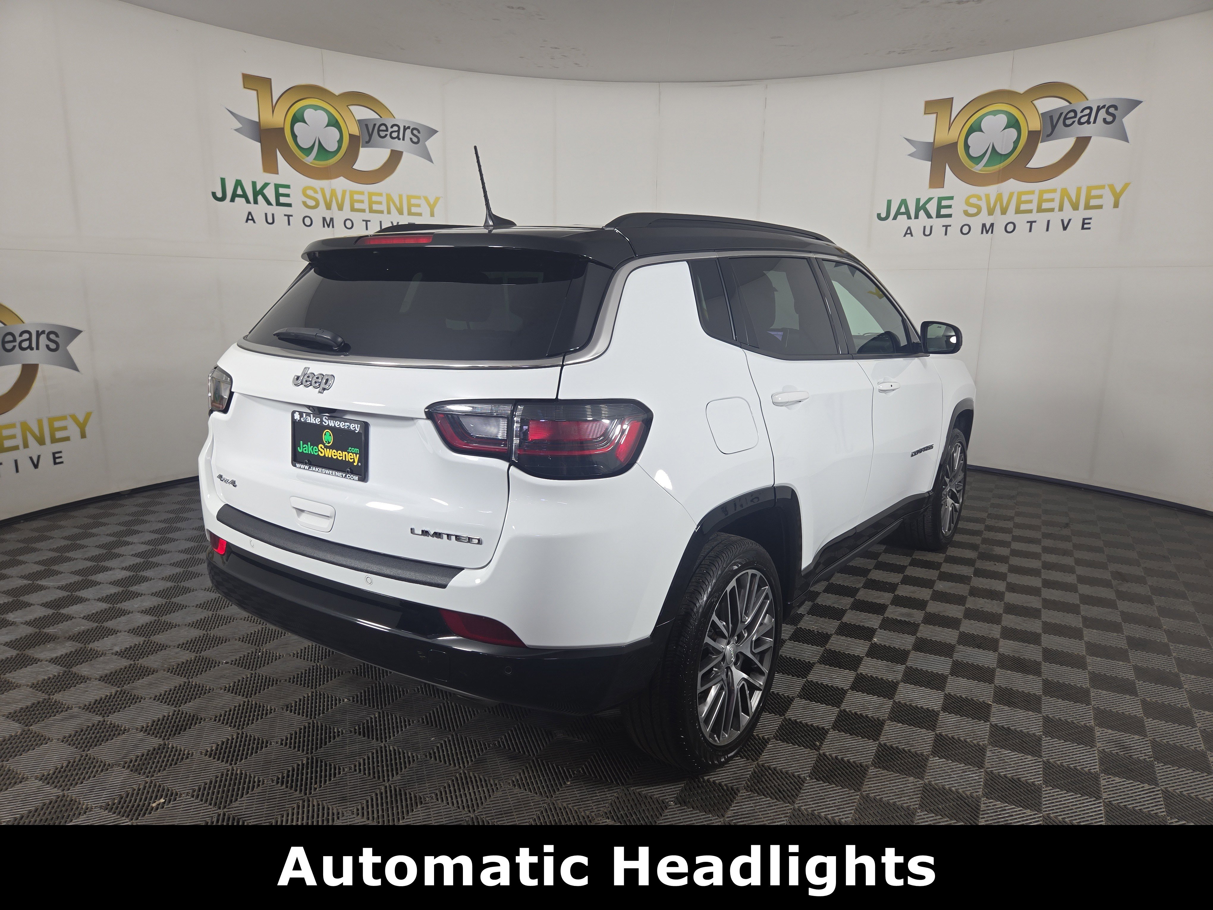 Certified 2023 Jeep Compass Limited w/ Elite Group AWD/4WD image 10