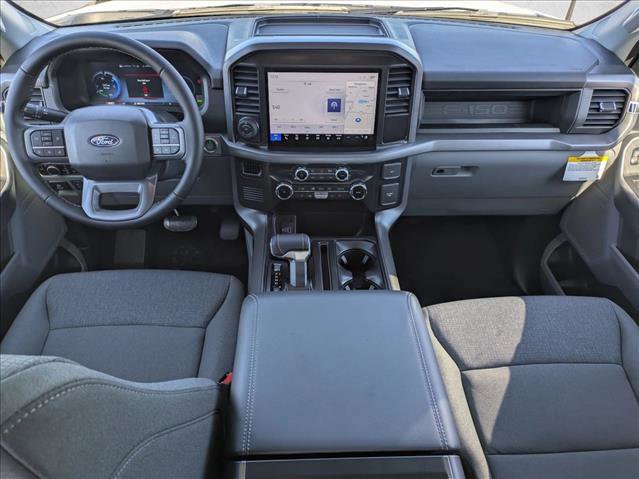 New 2025 Ford F150 Lightning XLT image 15