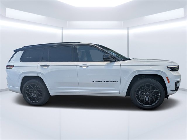 New 2025 Jeep Grand Cherokee L Summit image 2