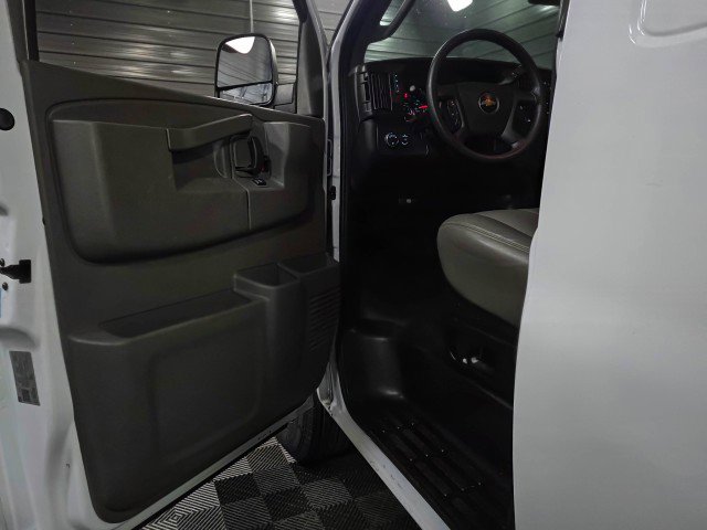 Used 2019 Chevrolet Express 2500 w/ Driver Convenience Package RWD image 15