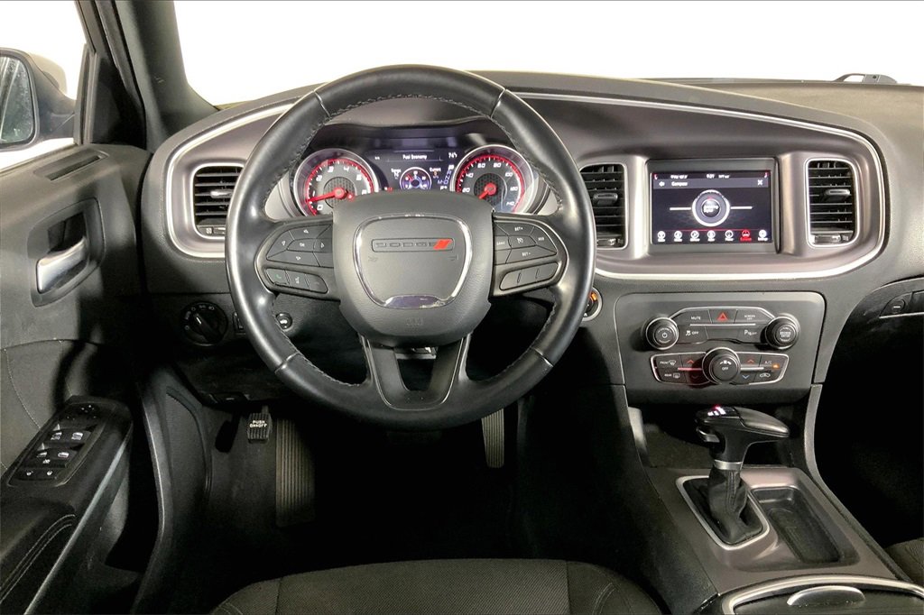 Used 2022 Dodge Charger SXT image 4