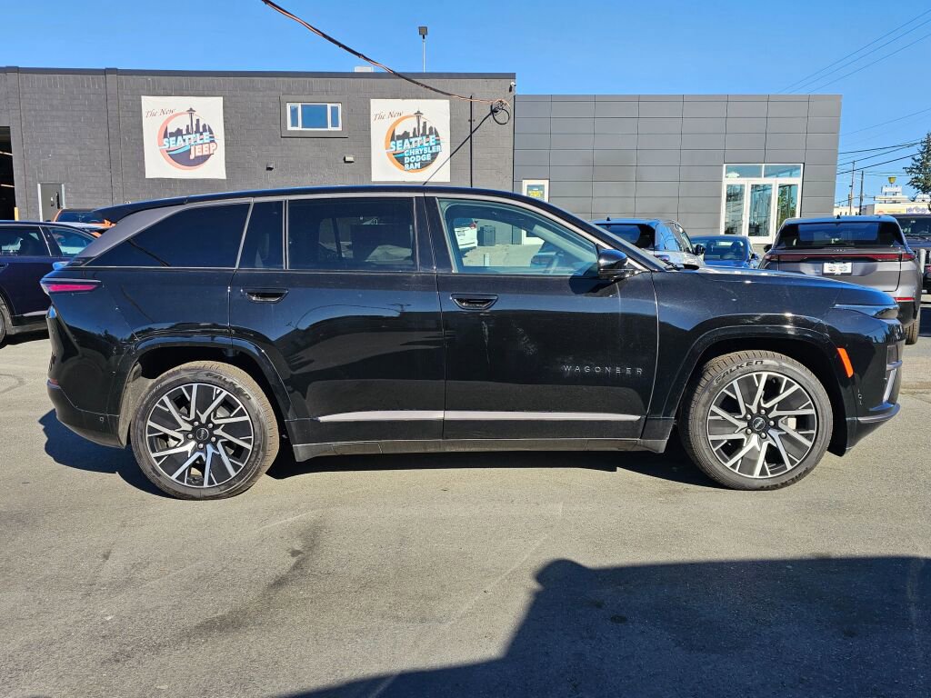 New 2025 Jeep Wagoneer S Limited image 9