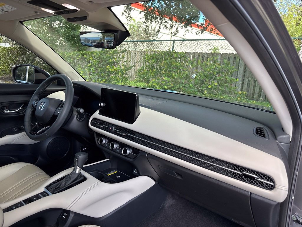 Used 2024 Honda HR-V EX-L image 13