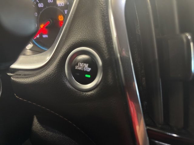 Used 2020 Chevrolet Traverse Premier w/ Redline Edition AWD/4WD image 17