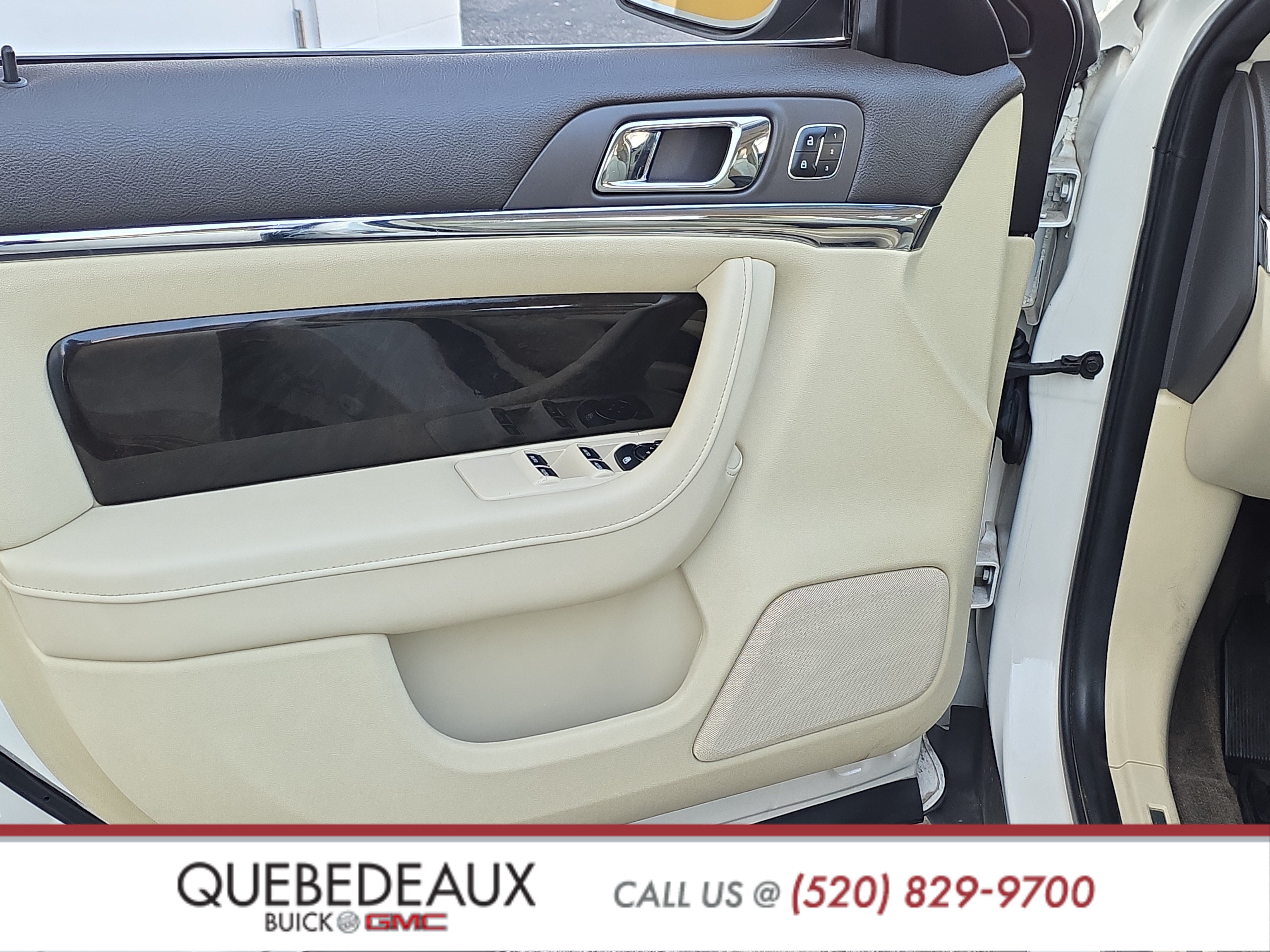 Used 2013 Lincoln MKS FWD image 9