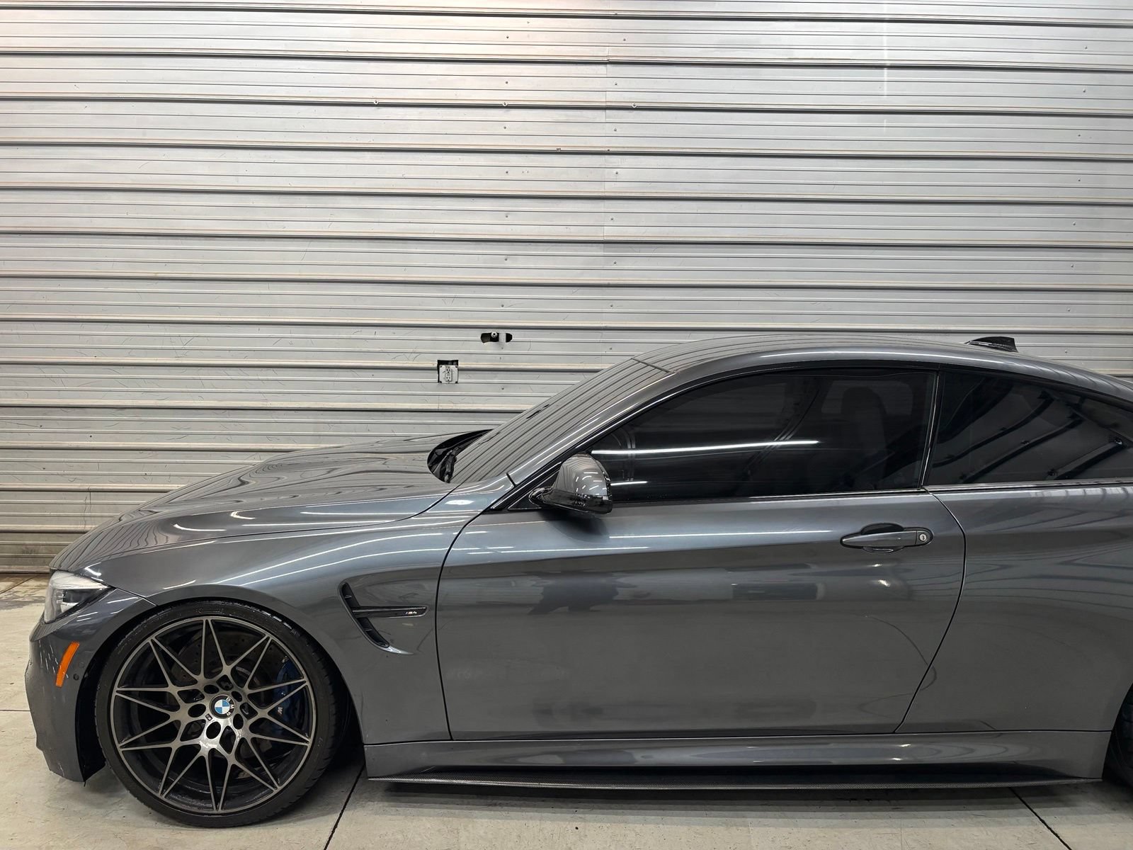 Used 2020 BMW M4 Coupe w/ Competition Package RWD image 3