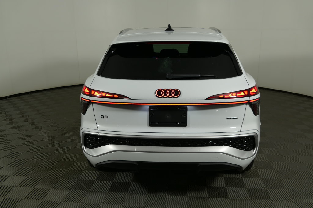 New 2026 Audi Q3 quattro 2.0T AWD/4WD image 4