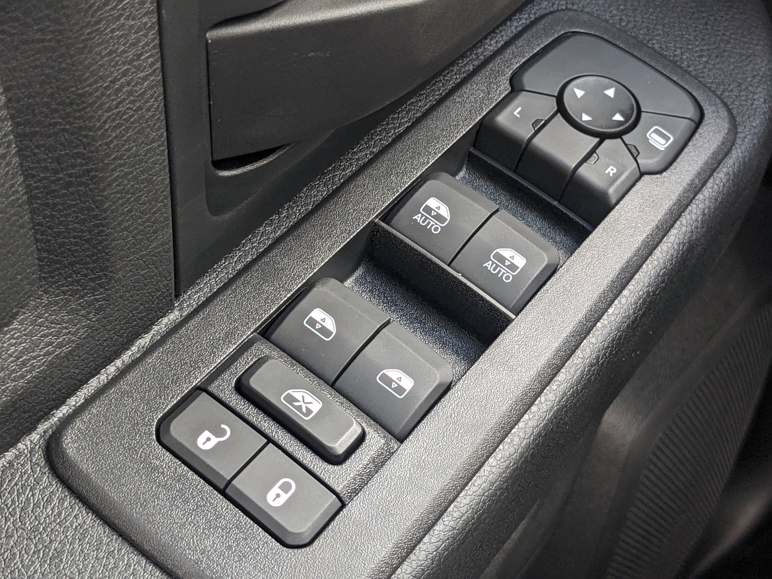 New 2025 RAM 3500 Tradesman w/ Chrome Appearance Group image 19