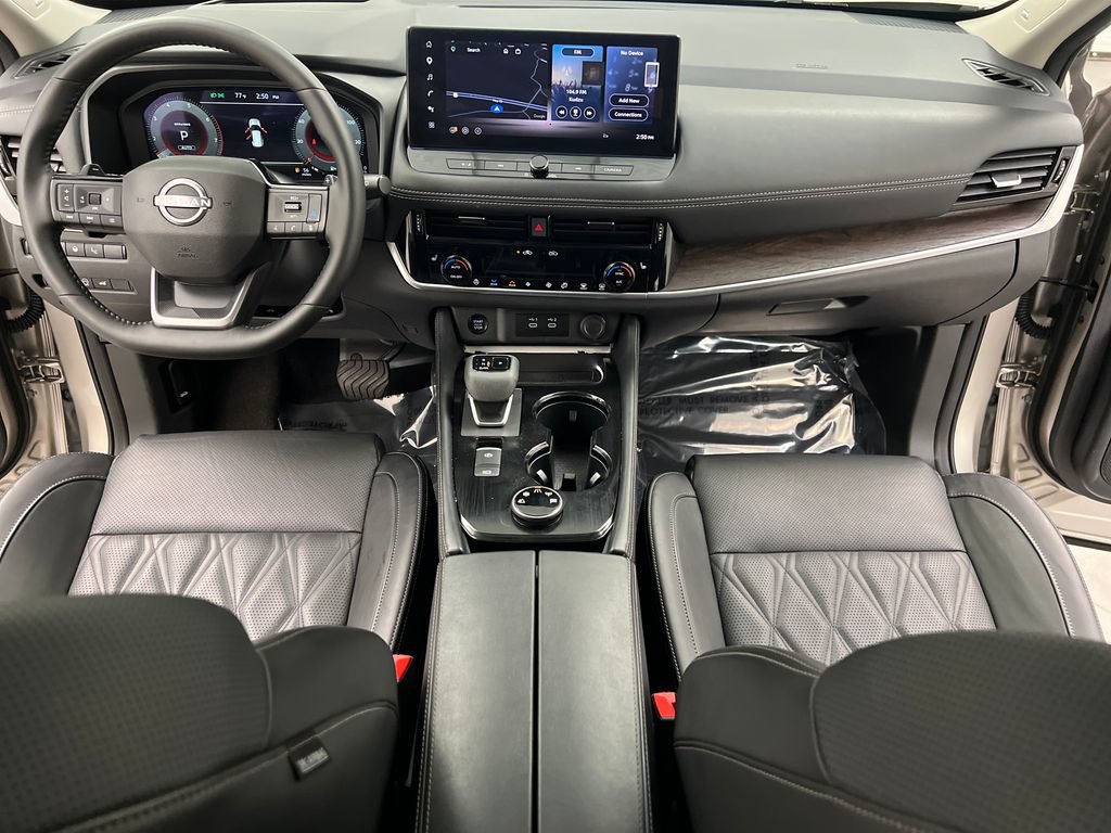 Used 2026 Nissan Rogue Platinum w/ Platinum Premium Package AWD/4WD image 44