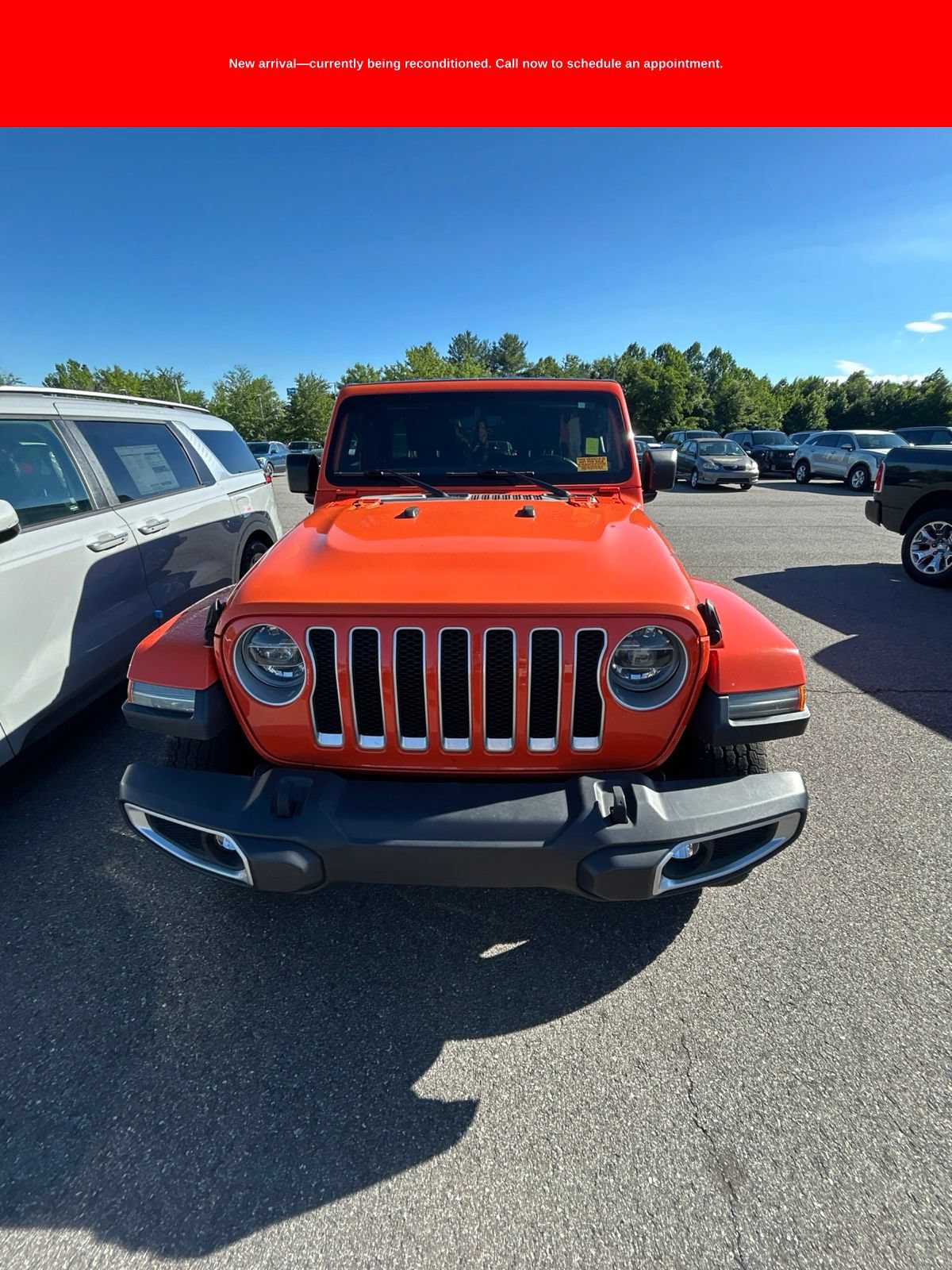 Used 2018 Jeep Wrangler Unlimited Sahara AWD/4WD image 2
