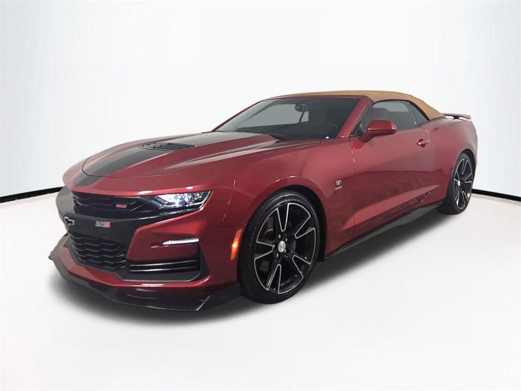 Used 2019 Chevrolet Camaro SS RWD image 9