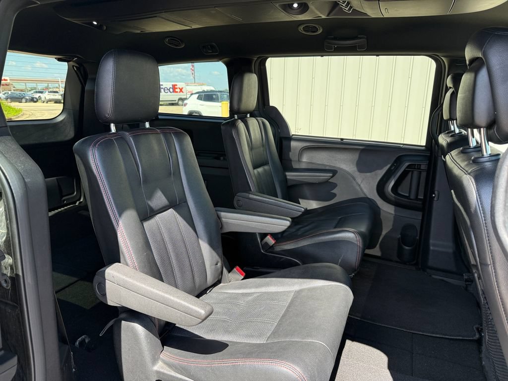Used 2020 Dodge Grand Caravan GT FWD image 38