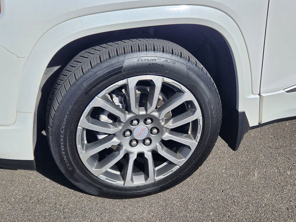 Certified 2022 GMC Acadia Denali w/ Denali Ultimate Package image 9