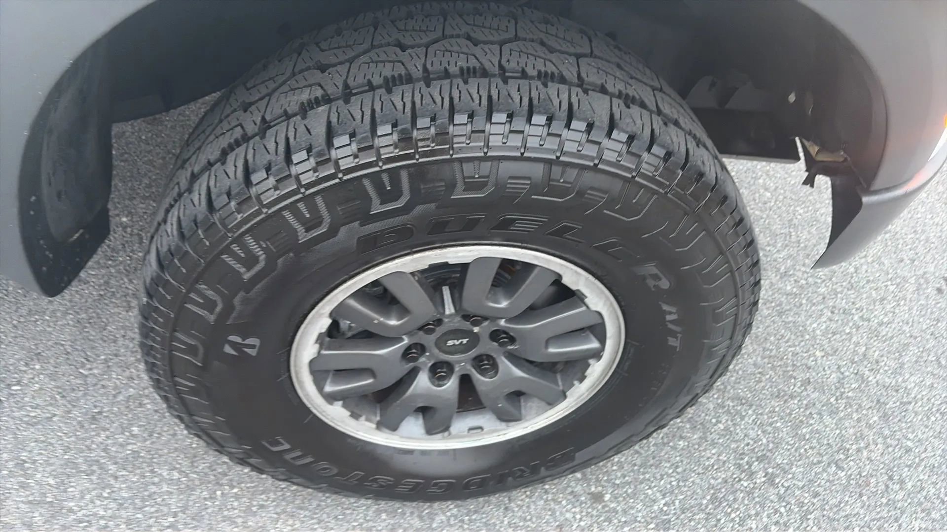 Used 2011 Ford F150 Raptor w/ Raptor Luxury Pkg image 28