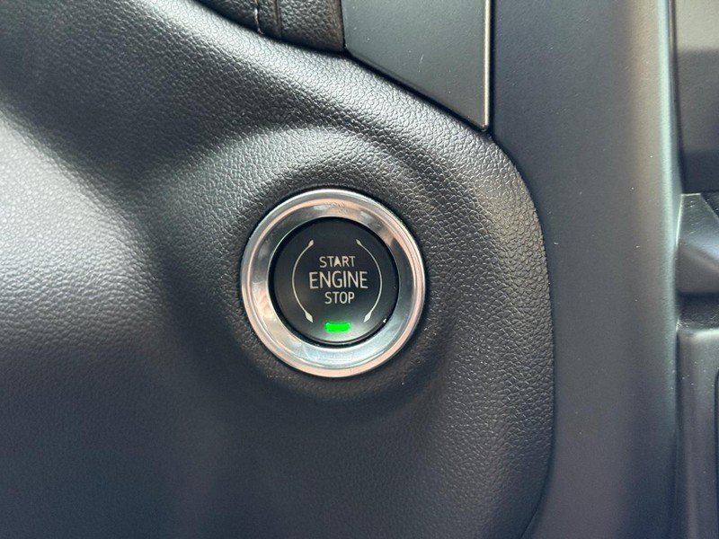Used 2020 Chevrolet Silverado 1500 LT w/ All-Star Edition image 18