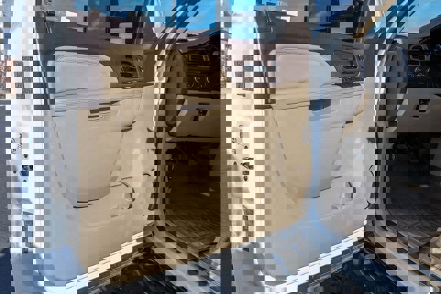 Used 2013 GMC Sierra 3500 Denali image 15